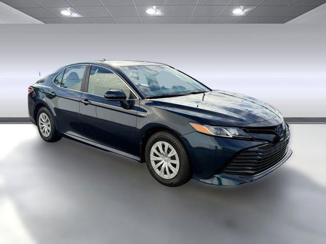 used 2018 Toyota Camry Hybrid car, priced at $17,999