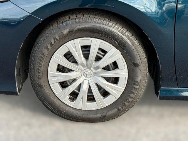 used 2018 Toyota Camry Hybrid car, priced at $17,999