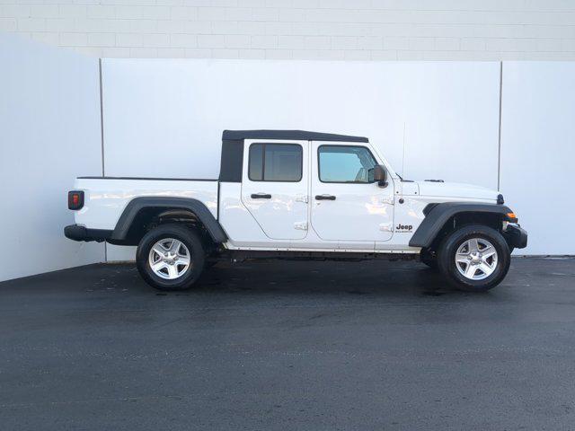 used 2023 Jeep Gladiator car, priced at $26,998