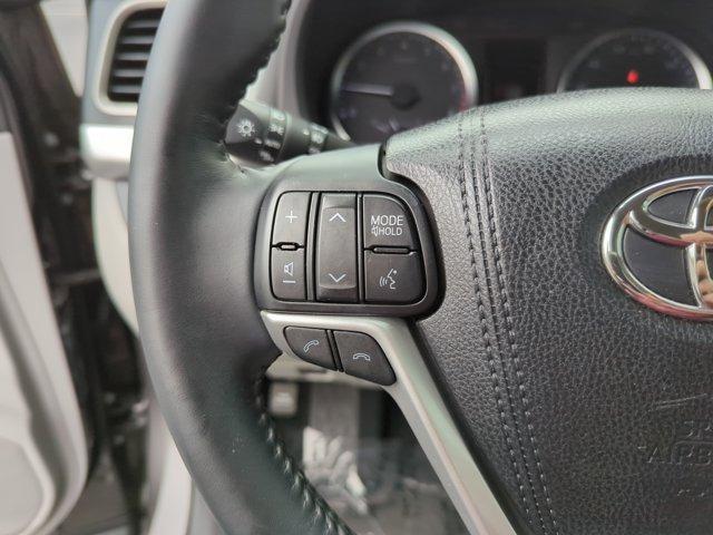 used 2018 Toyota Highlander car, priced at $19,799