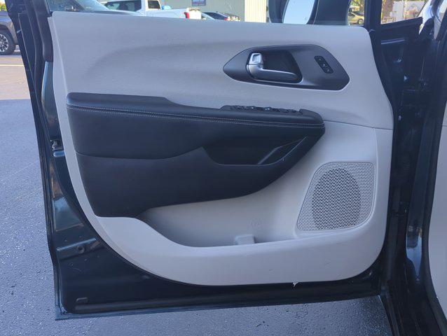 used 2023 Chrysler Pacifica car, priced at $20,997