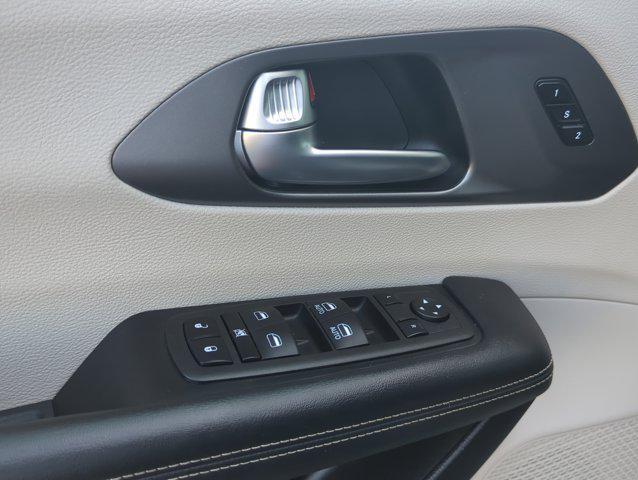 used 2023 Chrysler Pacifica car, priced at $20,997
