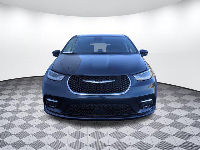used 2023 Chrysler Pacifica car, priced at $20,997