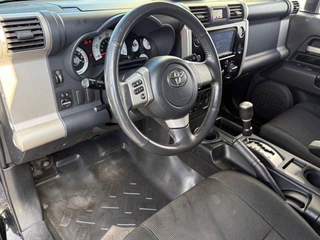 used 2007 Toyota FJ Cruiser car, priced at $7,998