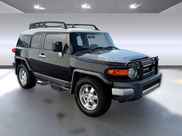 used 2007 Toyota FJ Cruiser car, priced at $7,998