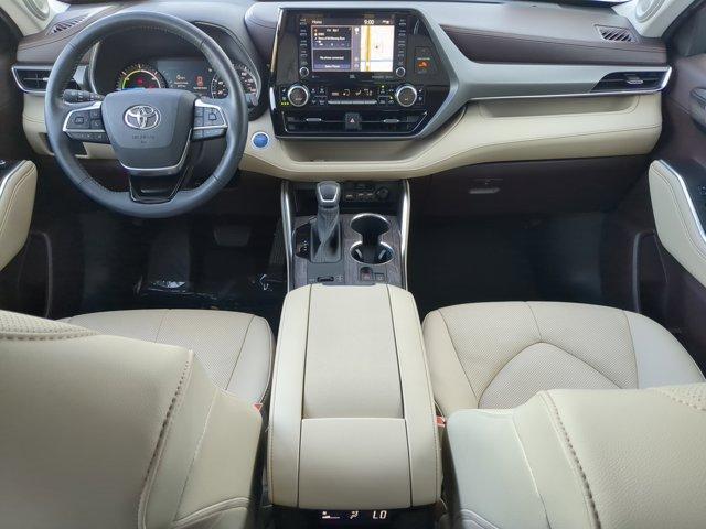 used 2021 Toyota Highlander Hybrid car, priced at $37,999