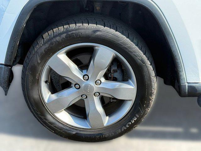 used 2013 Jeep Grand Cherokee car, priced at $7,499