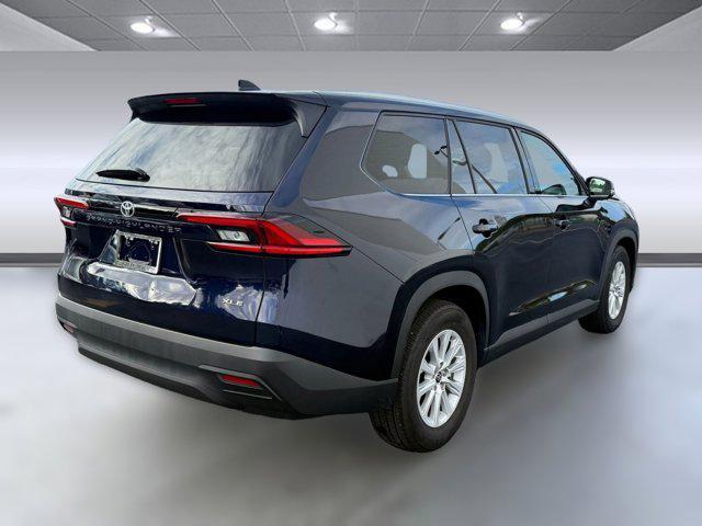 used 2025 Toyota Grand Highlander car, priced at $40,999