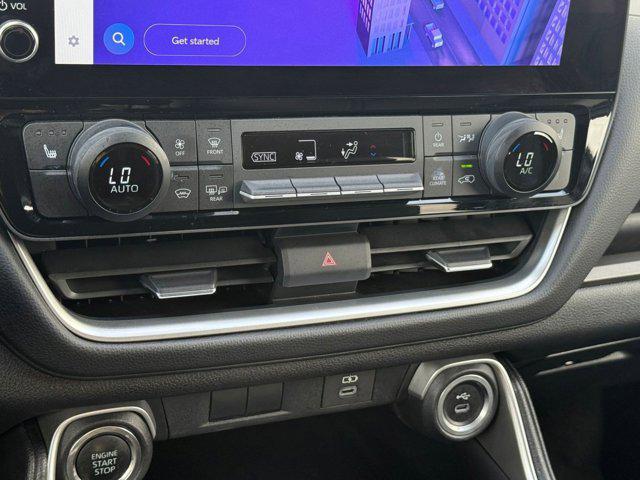 used 2025 Toyota Grand Highlander car, priced at $40,999