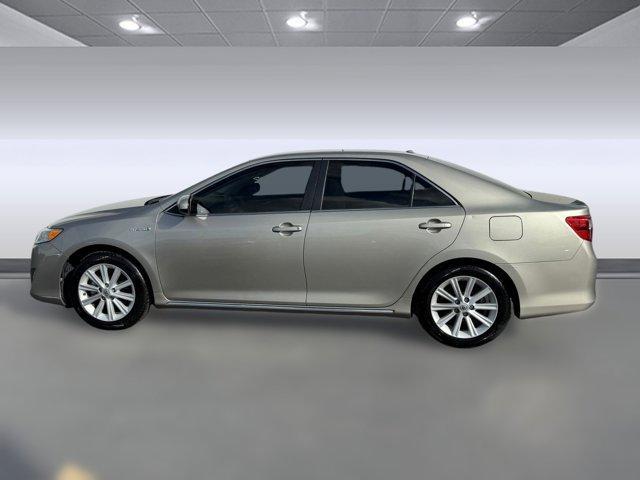 used 2014 Toyota Camry Hybrid car, priced at $4,999