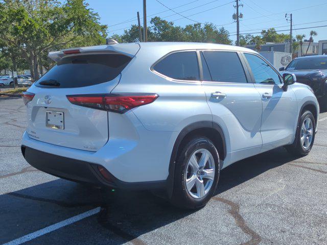 used 2023 Toyota Highlander car, priced at $33,498