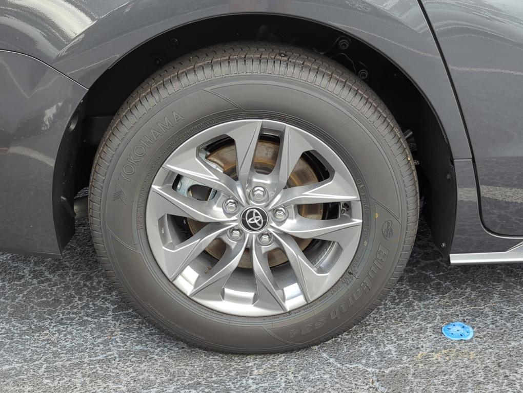 new 2025 Toyota Sienna car, priced at $42,237