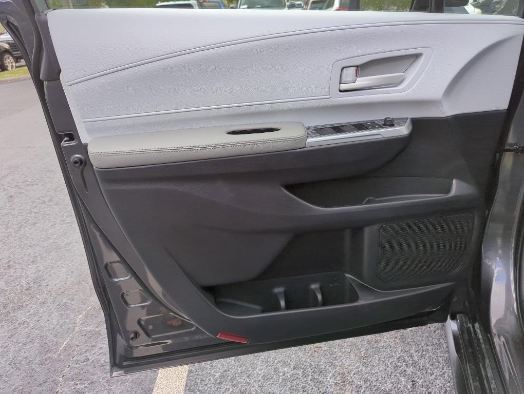 new 2025 Toyota Sienna car, priced at $42,237