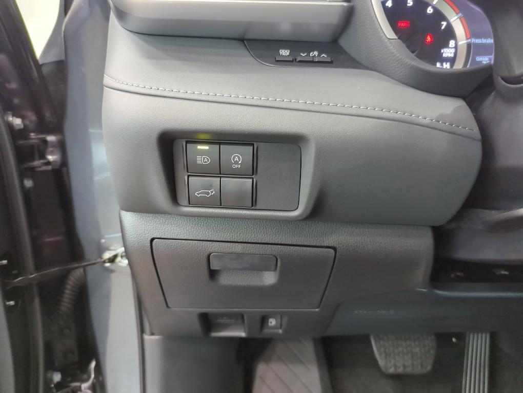 new 2025 Toyota Highlander car, priced at $47,819