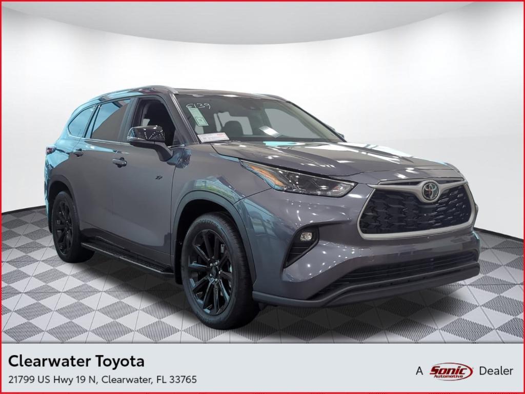 new 2025 Toyota Highlander car, priced at $47,819
