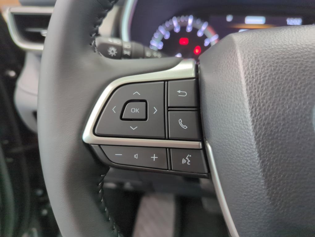 new 2025 Toyota Highlander car, priced at $47,819