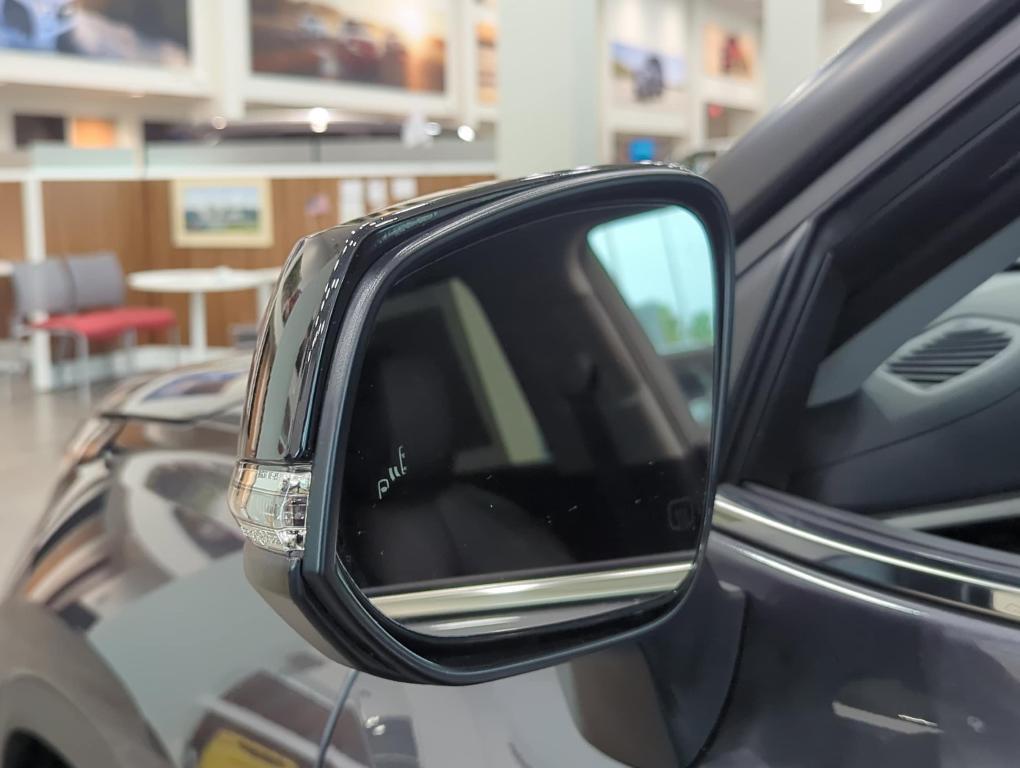 new 2025 Toyota Highlander car, priced at $47,819