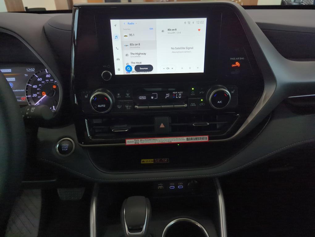 new 2025 Toyota Highlander car, priced at $47,819