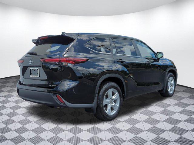 used 2024 Toyota Highlander car, priced at $35,499