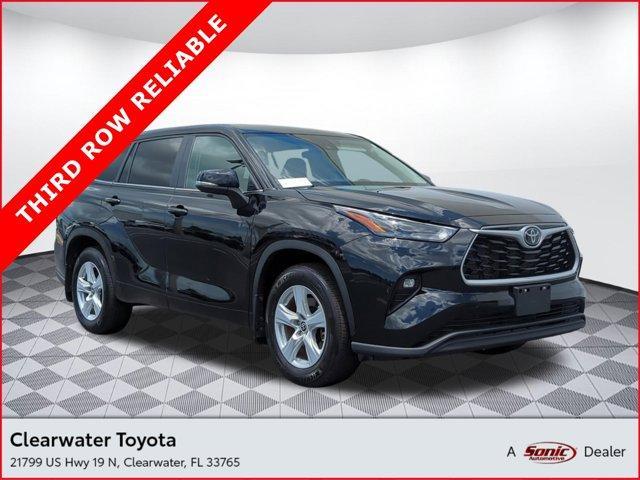used 2024 Toyota Highlander car, priced at $32,997
