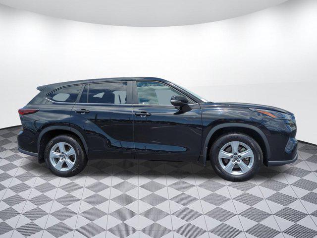 used 2024 Toyota Highlander car, priced at $35,499