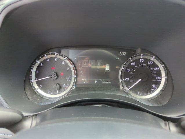 used 2024 Toyota Highlander car, priced at $32,997
