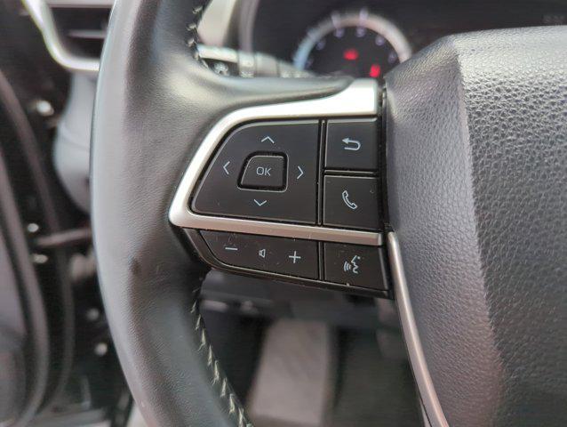 used 2024 Toyota Highlander car, priced at $35,499
