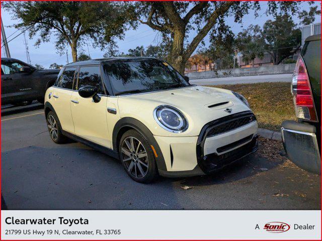 used 2022 MINI Hardtop car, priced at $23,999