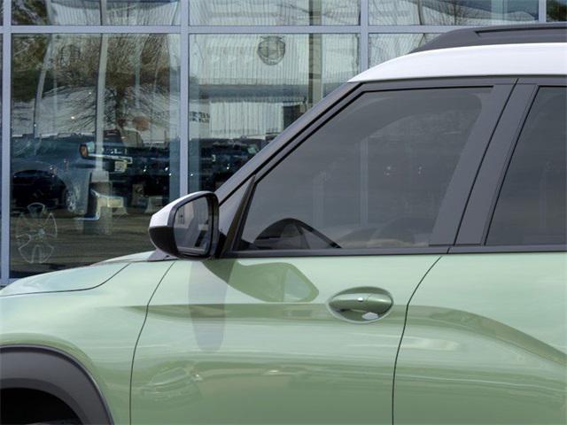 new 2025 Chevrolet TrailBlazer car, priced at $29,625