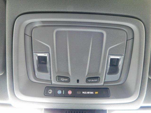 new 2025 Chevrolet Silverado 1500 car, priced at $40,210