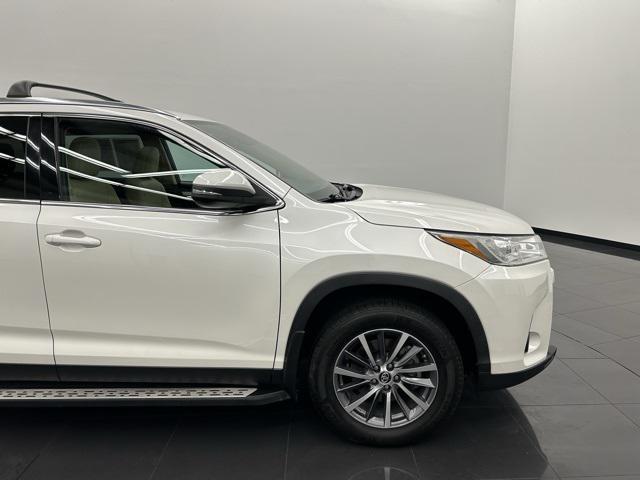 used 2019 Toyota Highlander car, priced at $27,248