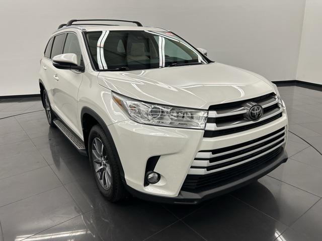 used 2019 Toyota Highlander car, priced at $27,248