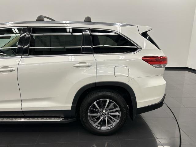 used 2019 Toyota Highlander car, priced at $27,248