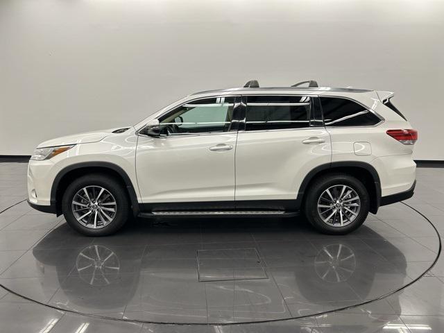 used 2019 Toyota Highlander car, priced at $27,248