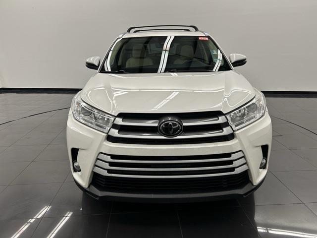 used 2019 Toyota Highlander car, priced at $27,248