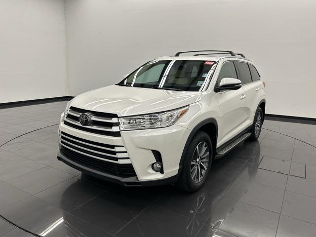 used 2019 Toyota Highlander car, priced at $27,248