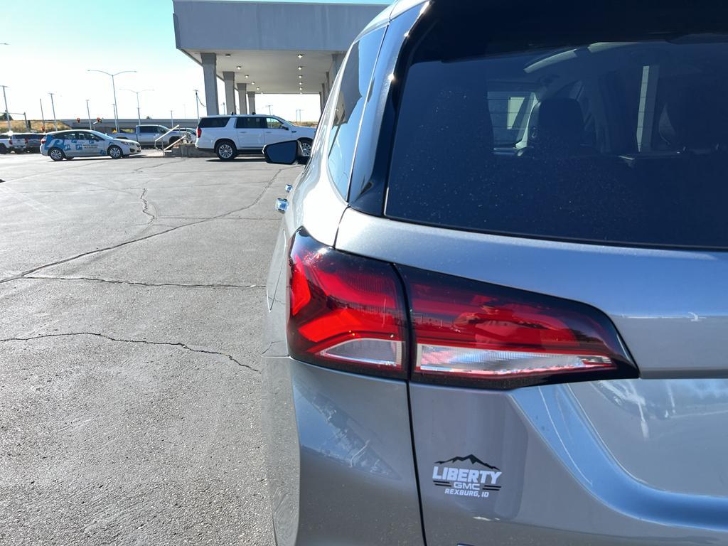 used 2023 Chevrolet Equinox car, priced at $25,995