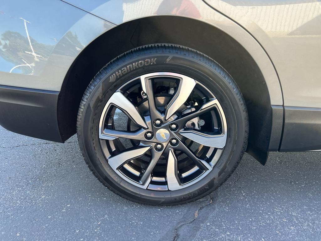 used 2023 Chevrolet Equinox car, priced at $25,995