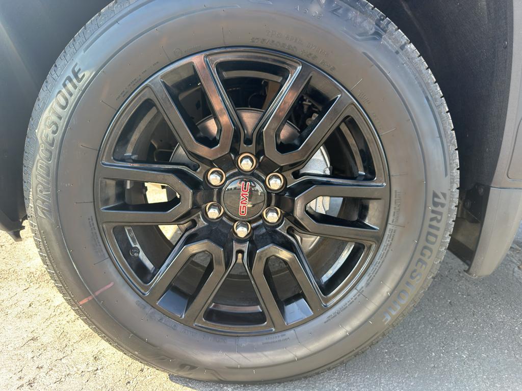 new 2025 GMC Sierra 1500 car, priced at $62,180