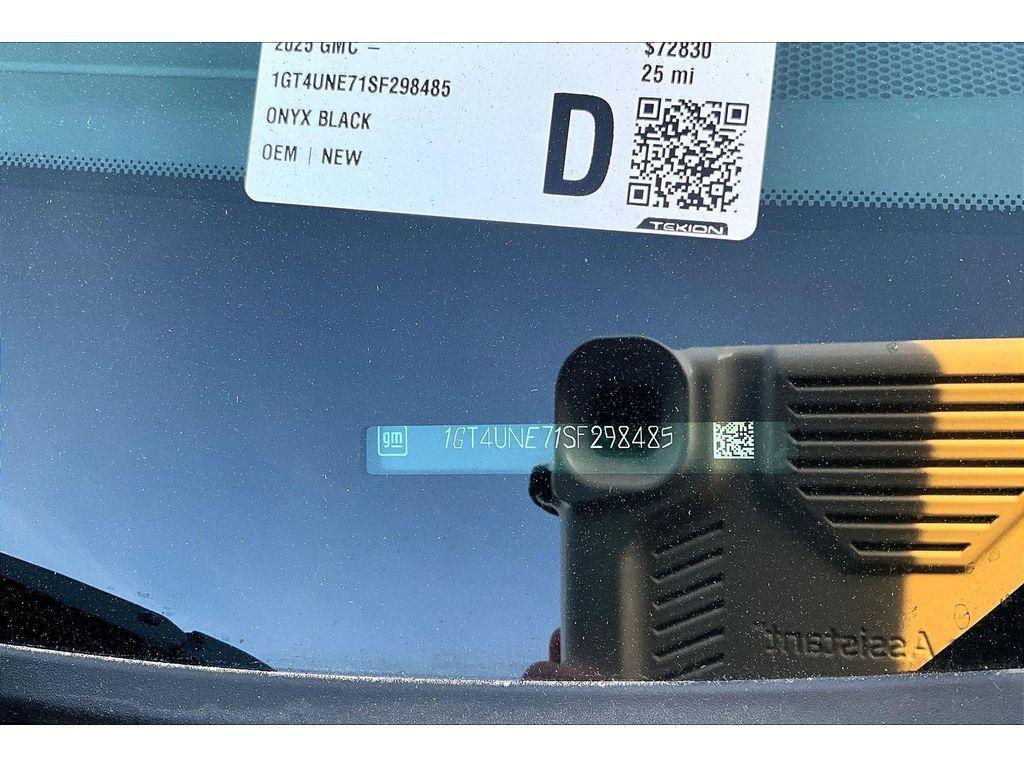 new 2025 GMC Sierra 2500 car, priced at $72,830