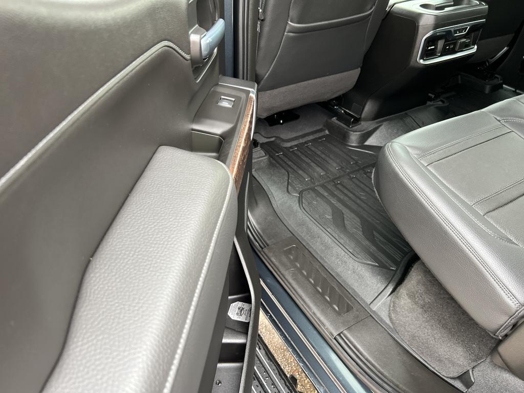 used 2021 GMC Sierra 1500 car, priced at $36,995