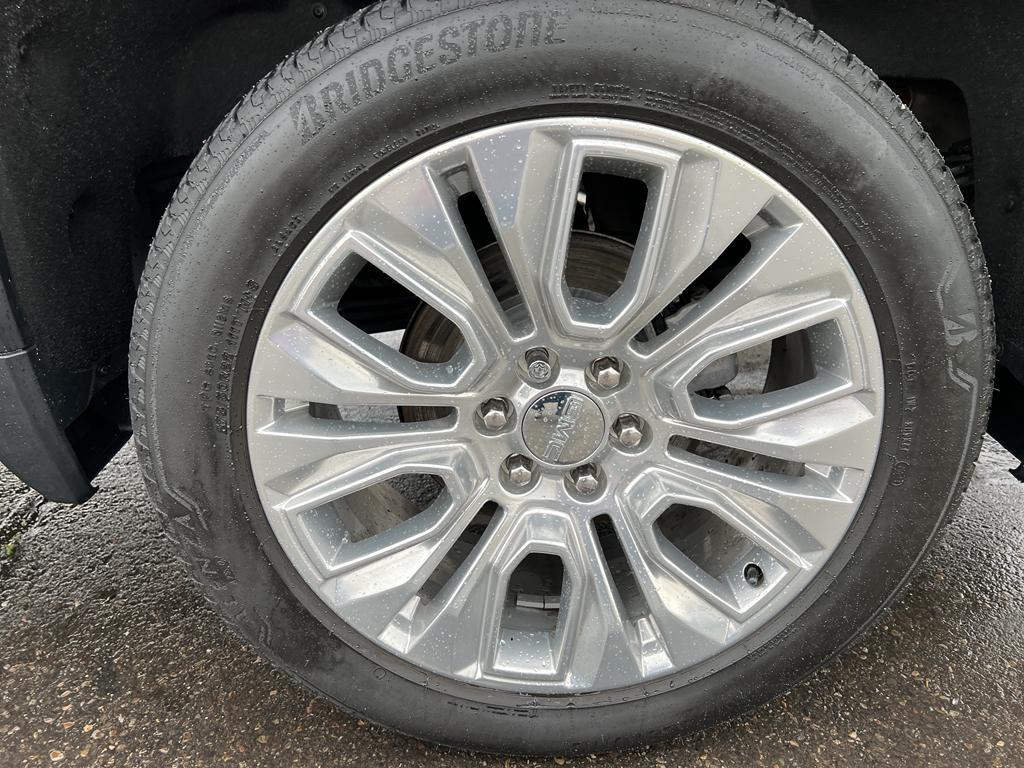 used 2021 GMC Sierra 1500 car, priced at $36,995