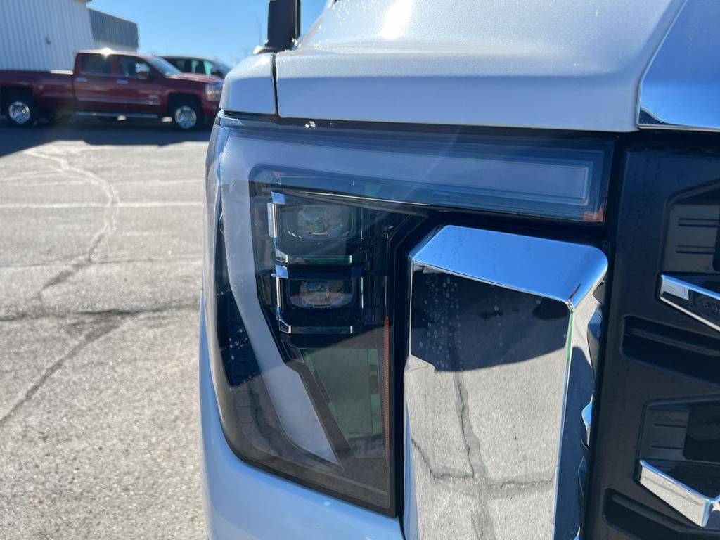 new 2025 GMC Sierra 3500 car, priced at $81,004