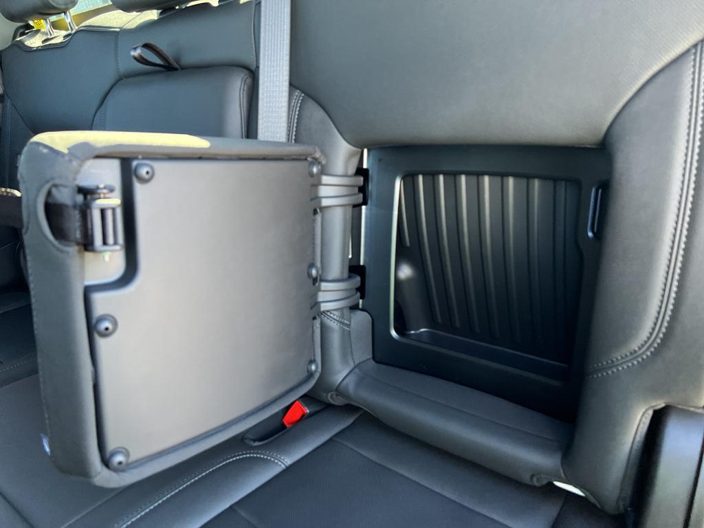 new 2025 GMC Sierra 3500 car, priced at $81,004