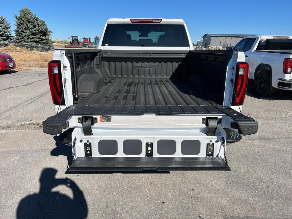 new 2025 GMC Sierra 3500 car, priced at $81,004