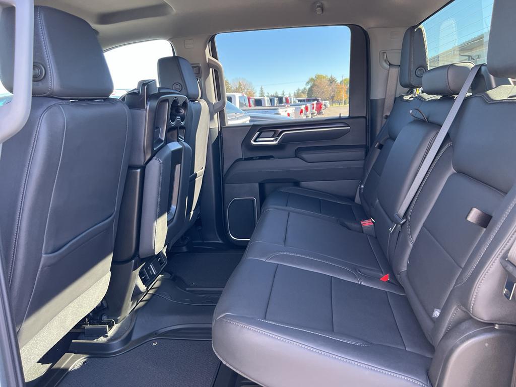 new 2025 GMC Sierra 3500 car, priced at $81,004