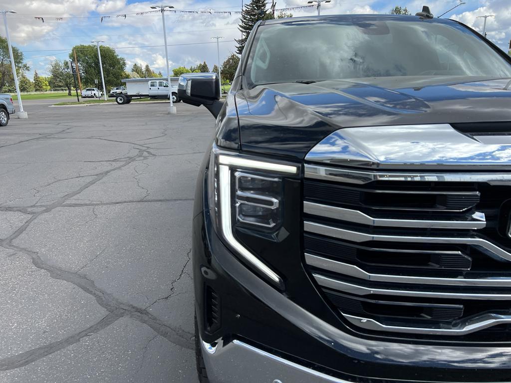 used 2023 GMC Sierra 1500 car, priced at $49,995