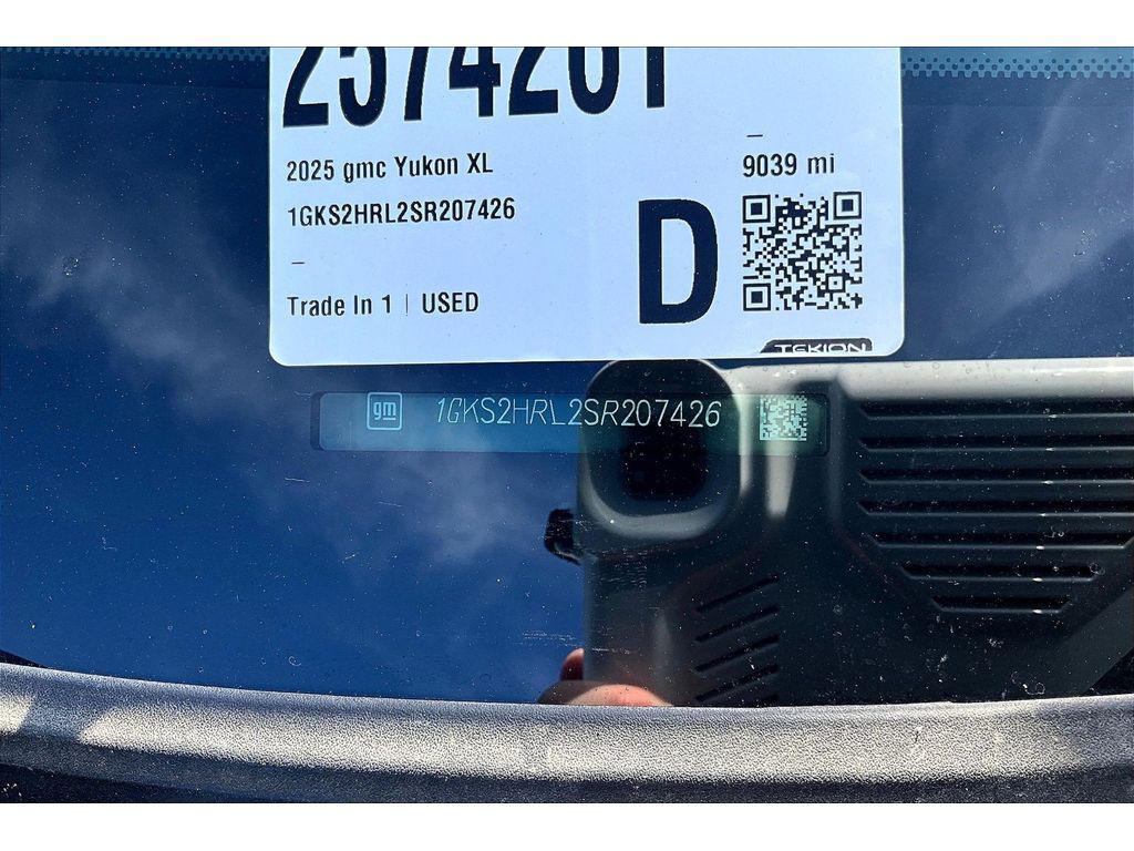 used 2025 GMC Yukon XL car, priced at $78,995