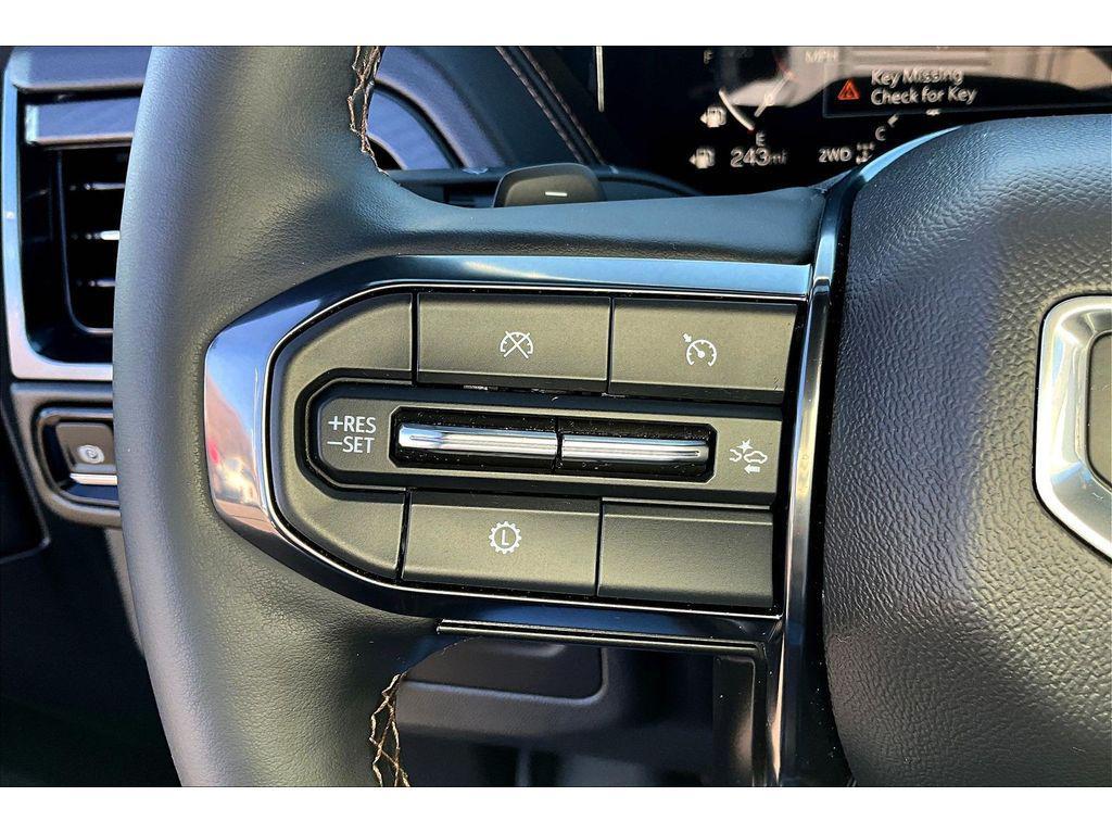 used 2025 GMC Yukon XL car, priced at $78,995