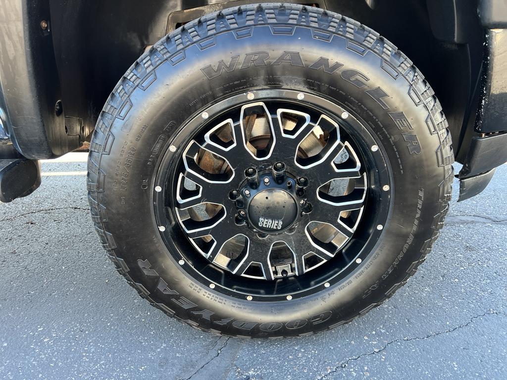 used 2013 GMC Sierra 2500 car, priced at $32,995